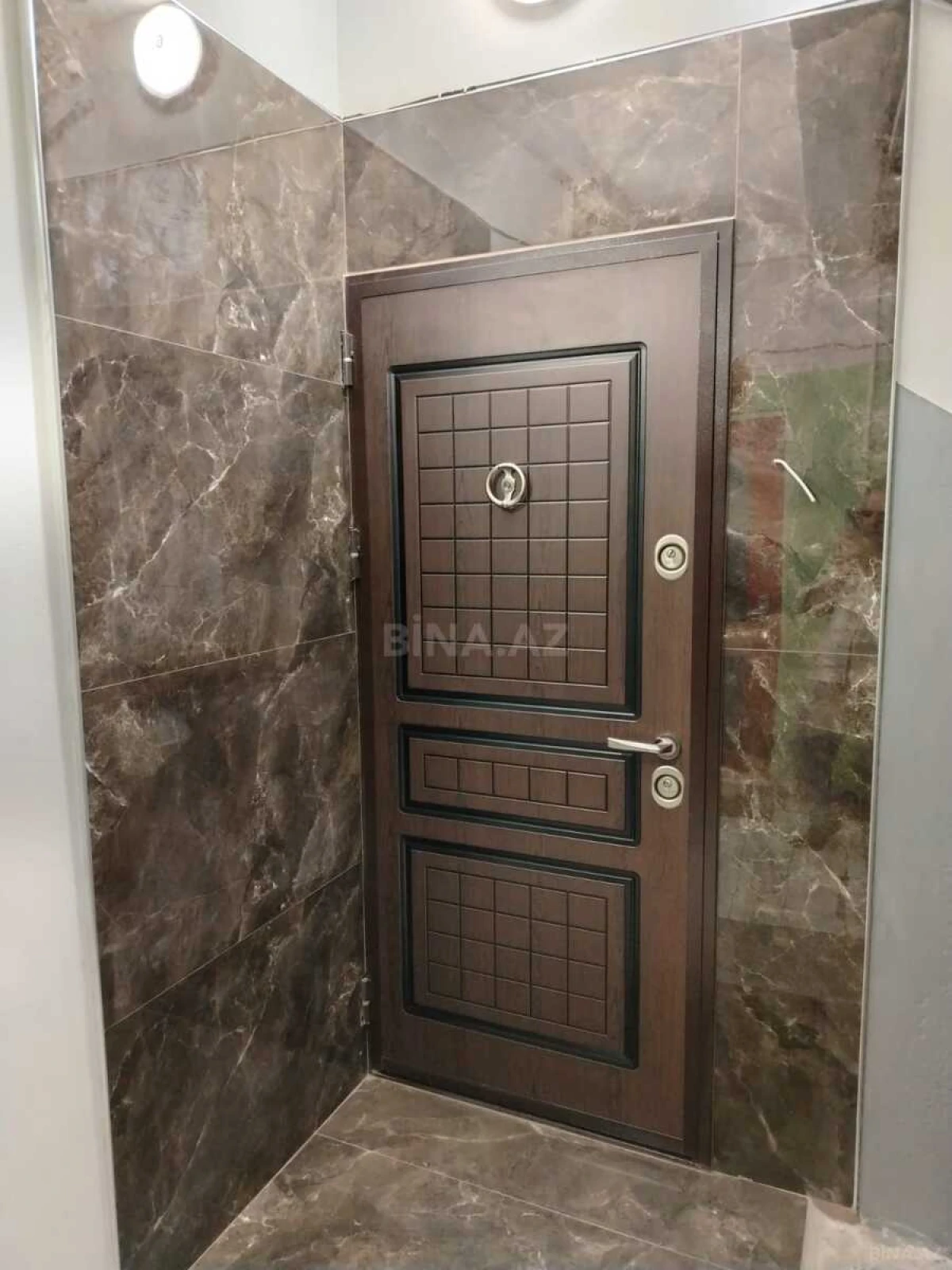 Satılır 2 otaqlı mənzil 62 m²