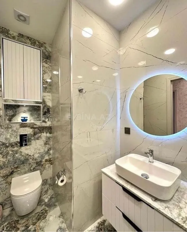 Kirayə verilir 2 otaqlı mənzil 60 m²