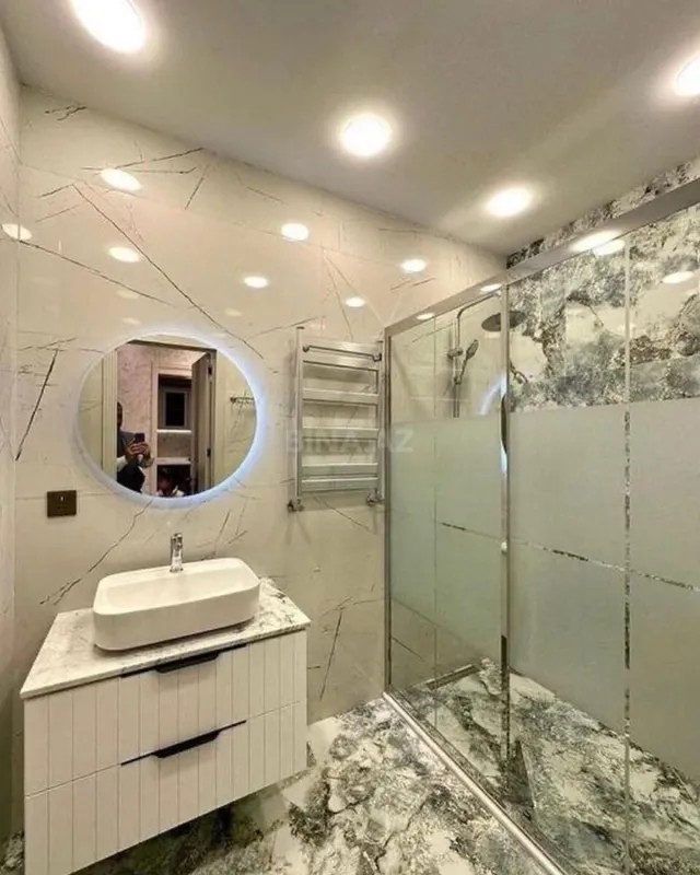 Kirayə verilir 2 otaqlı mənzil 60 m²