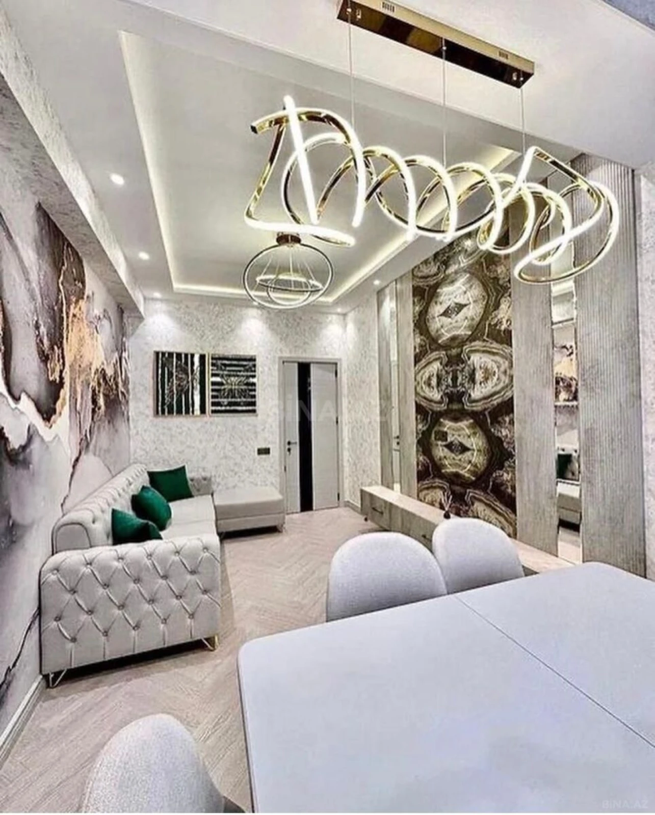 Kirayə verilir 2 otaqlı mənzil 60 m²