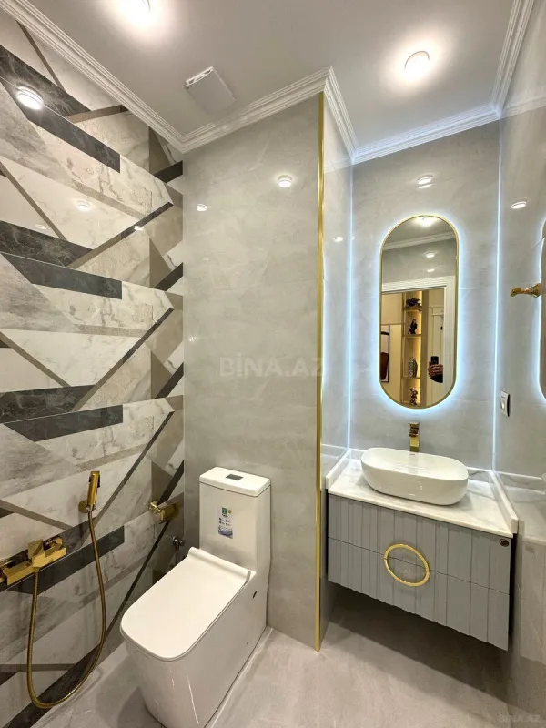 Satılır 3 otaqlı mənzil 120 m²