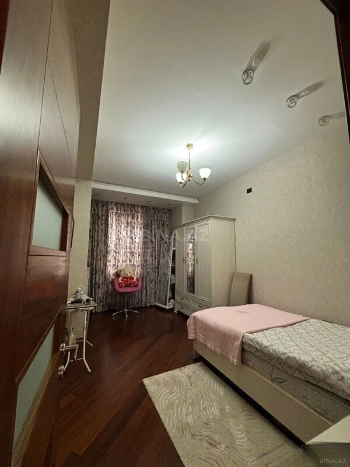 Satılır 3 otaqlı mənzil 100 m²