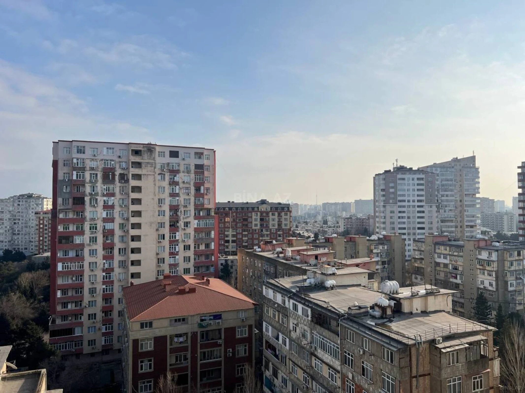 Satılır 2 otaqlı mənzil 90 m²