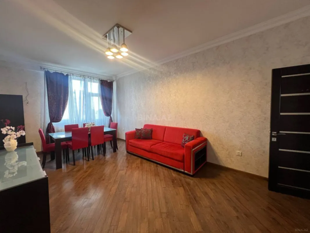 Satılır 2 otaqlı mənzil 90 m²
