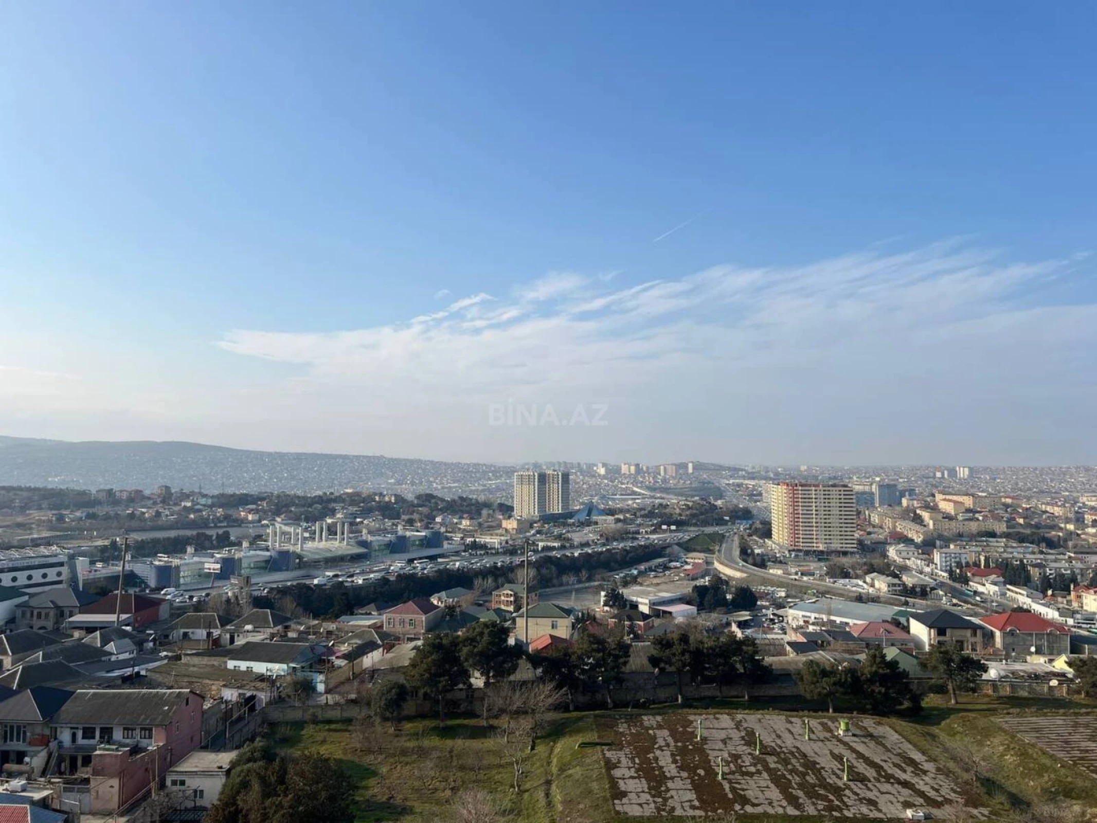 Satılır 2 otaqlı mənzil 90 m²