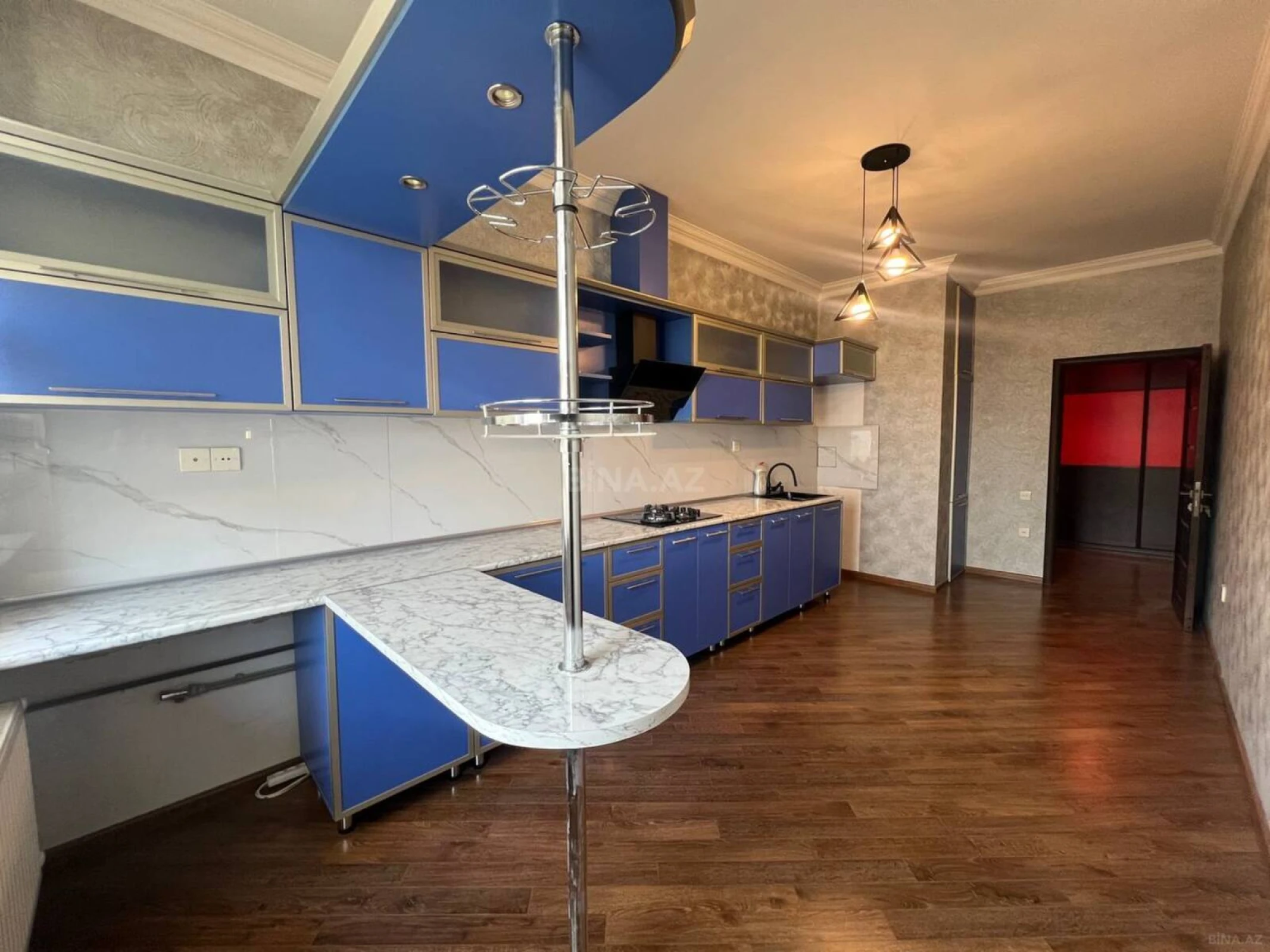 Satılır 2 otaqlı mənzil 90 m²