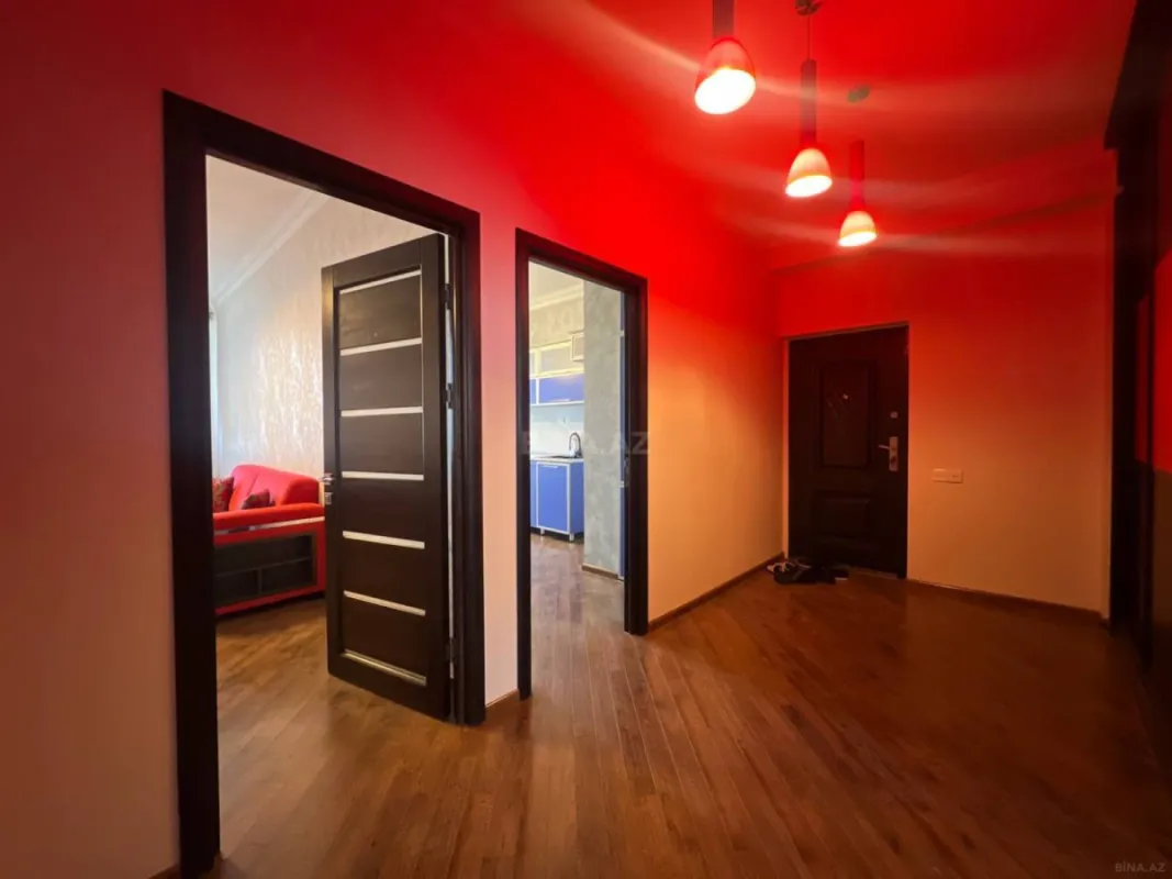 Satılır 2 otaqlı mənzil 90 m²