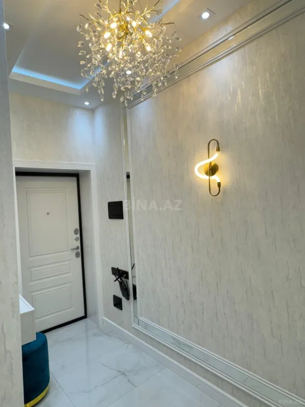 Kirayə verilir 2 otaqlı mənzil 83 m²