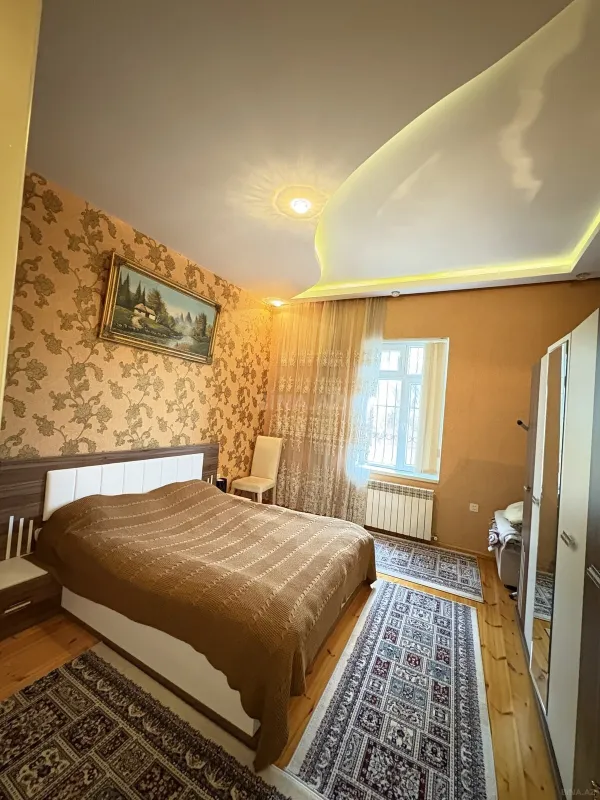 Satılır 4 otaqlı həyət evi 120 m²