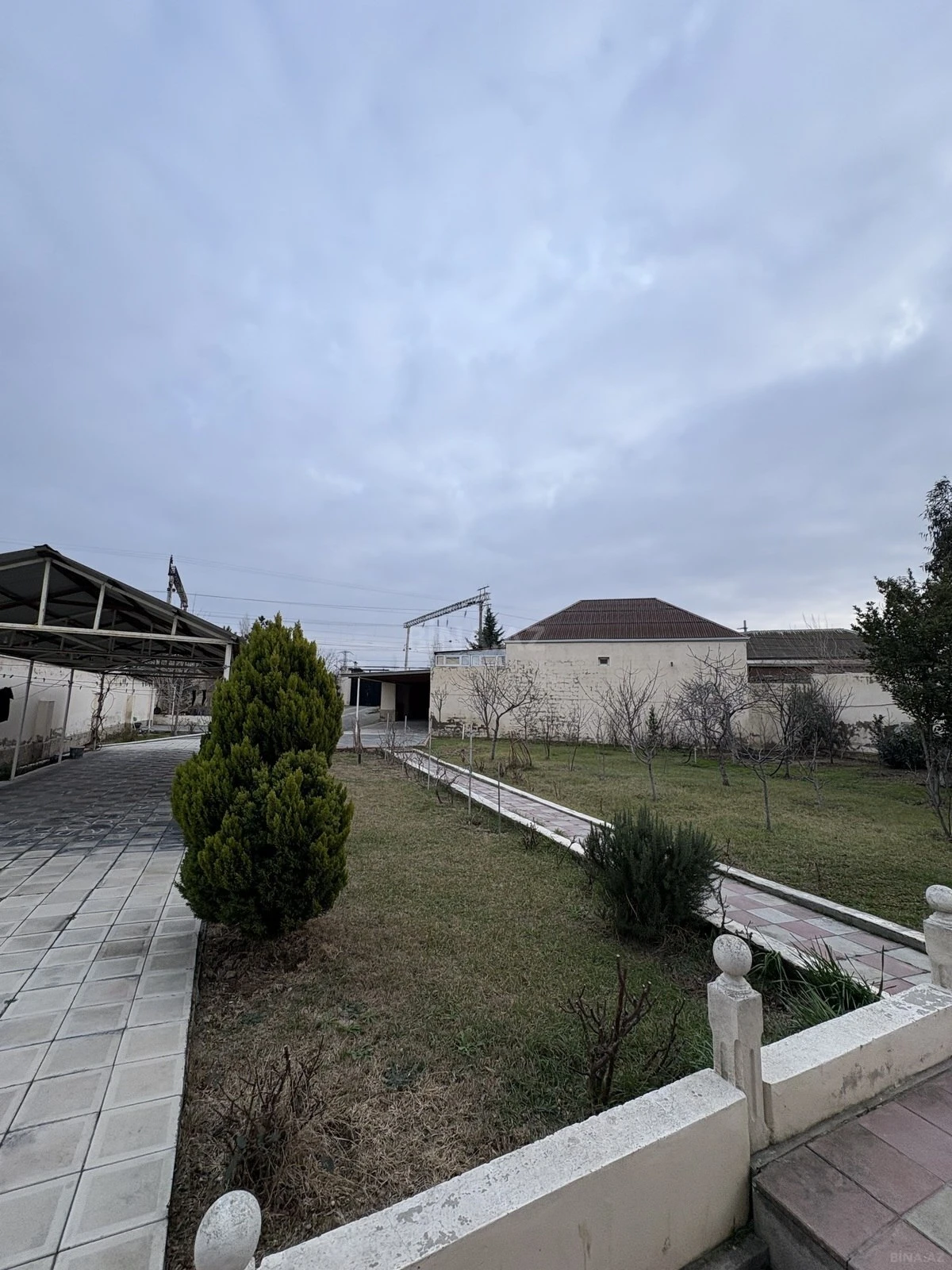 Satılır 4 otaqlı həyət evi 120 m²