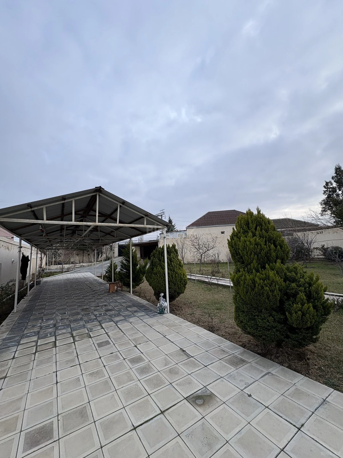 Satılır 4 otaqlı həyət evi 120 m²