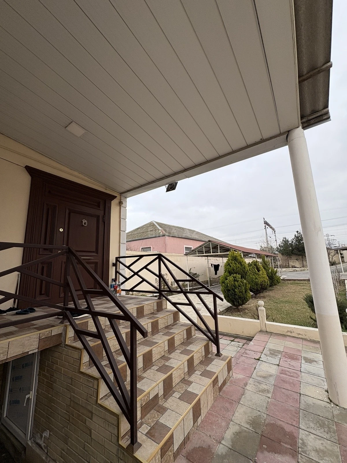 Satılır 4 otaqlı həyət evi 120 m²