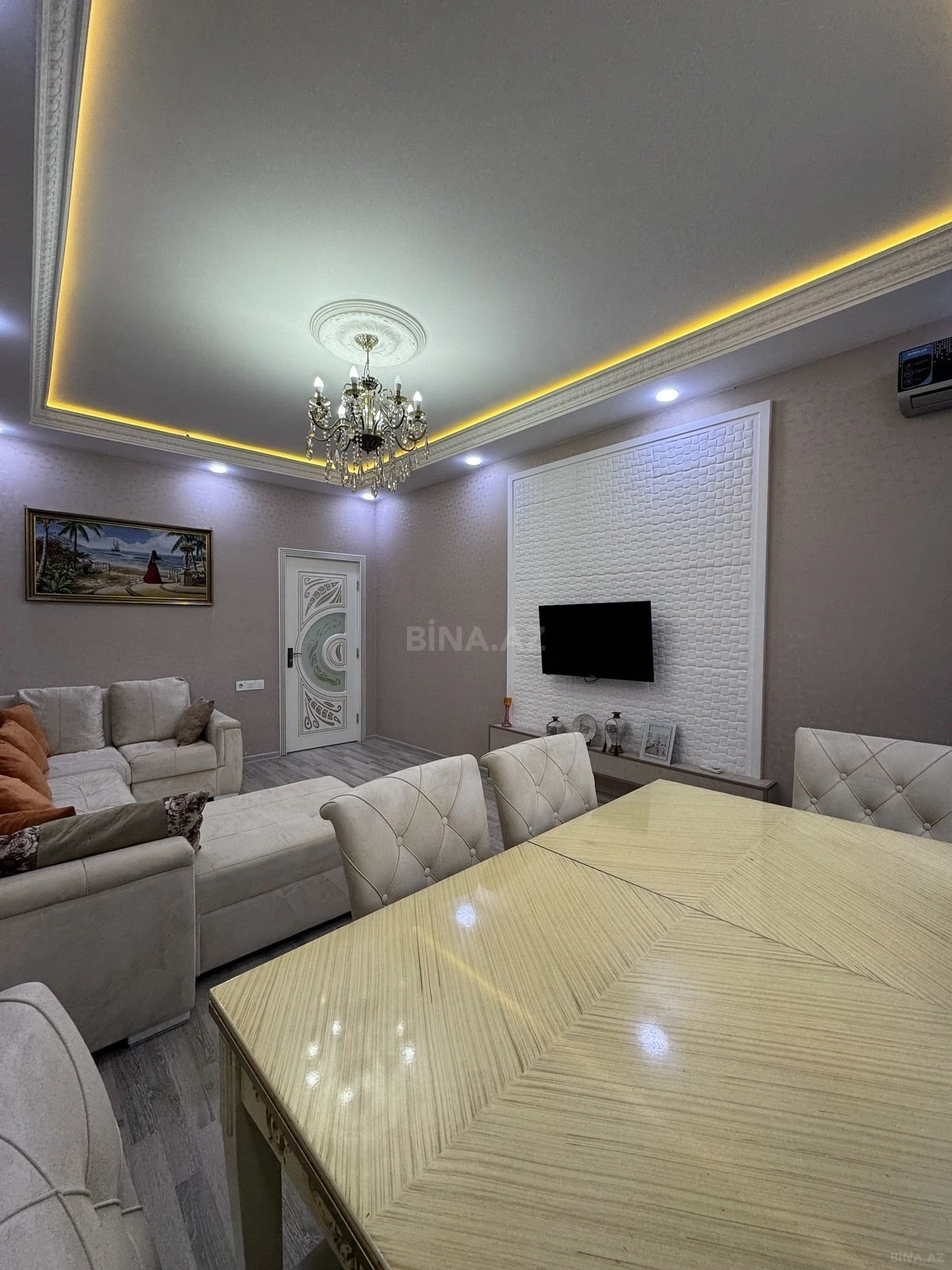 Satılır 2 otaqlı mənzil 65 m²
