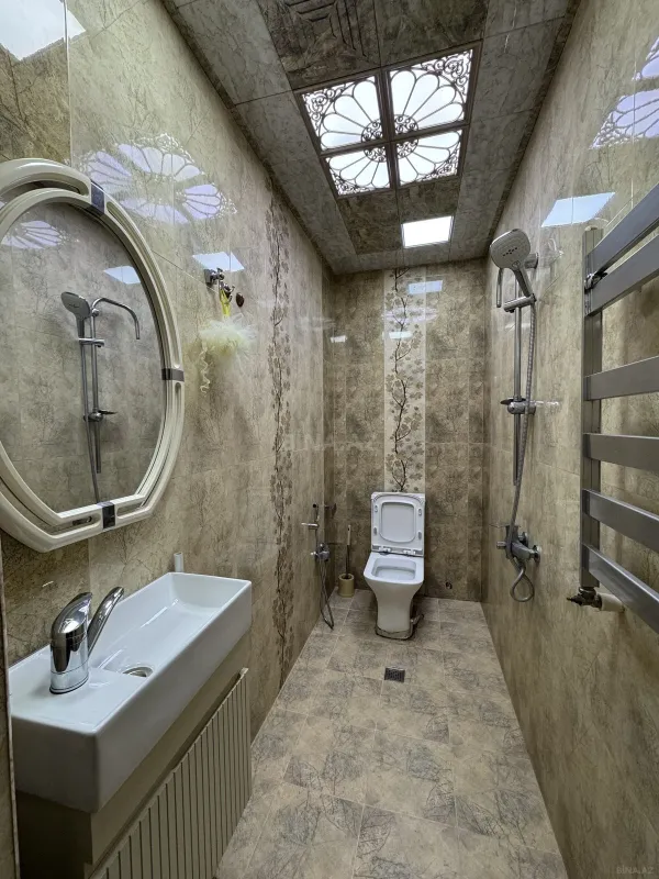 Satılır 2 otaqlı mənzil 65 m²