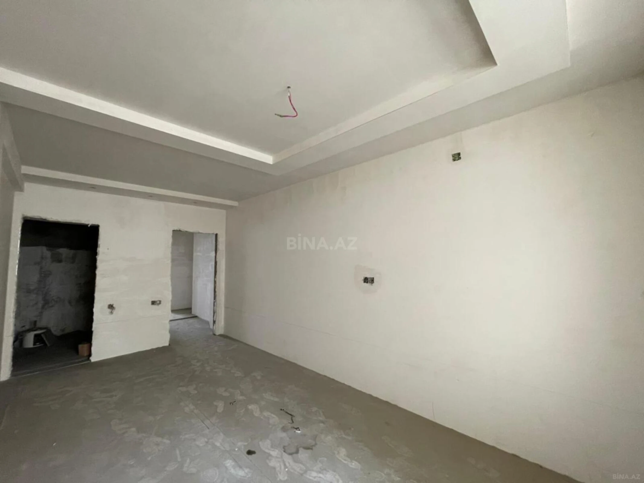 Satılır 4 otaqlı mənzil 170 m²