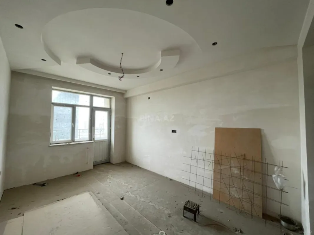 Satılır 4 otaqlı mənzil 170 m²