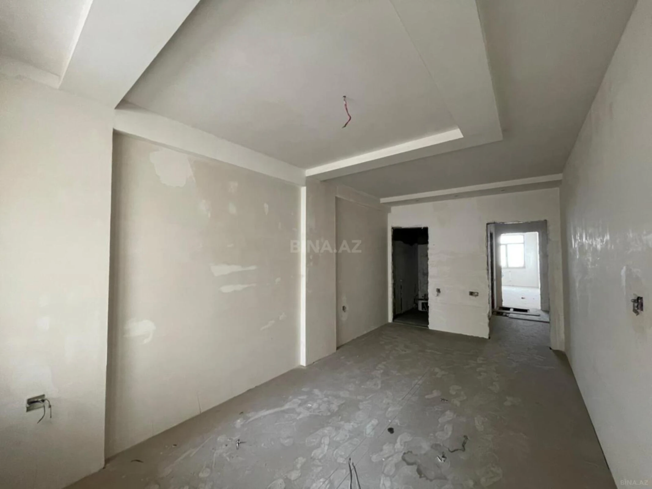 Satılır 4 otaqlı mənzil 170 m²