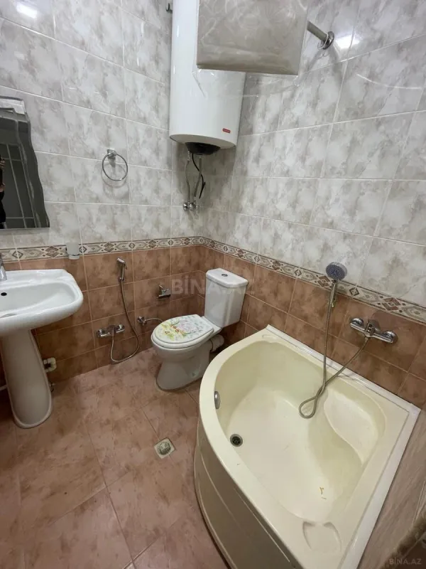 Satılır 3 otaqlı mənzil 120 m²