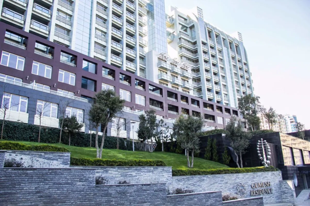 Kirayə verilir 3 otaqlı mənzil 143 m²