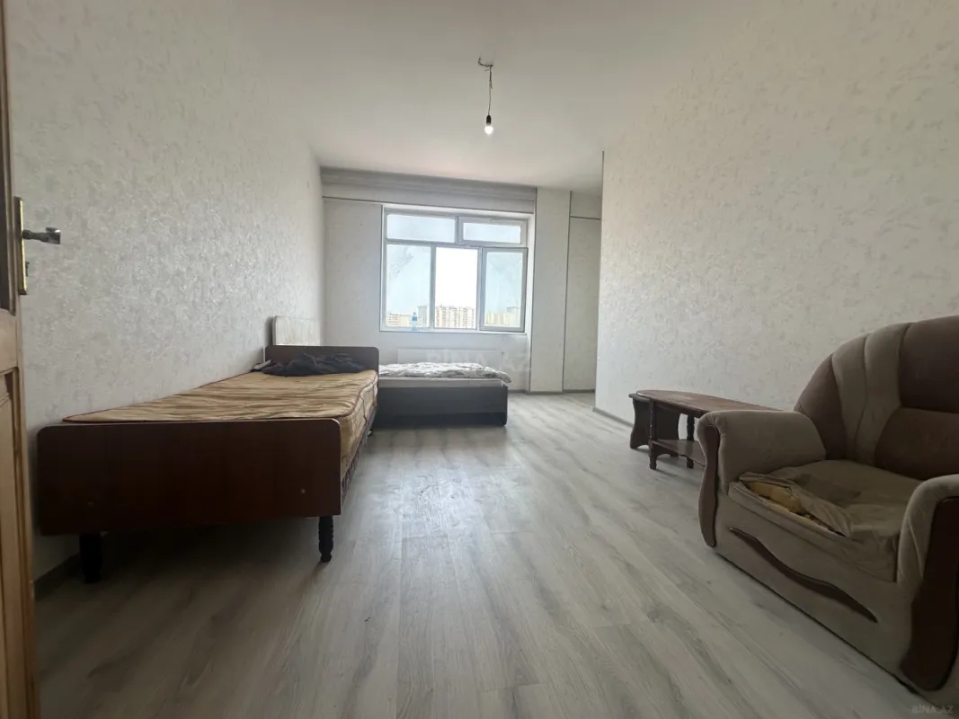 Satılır həyət evi 200 m²