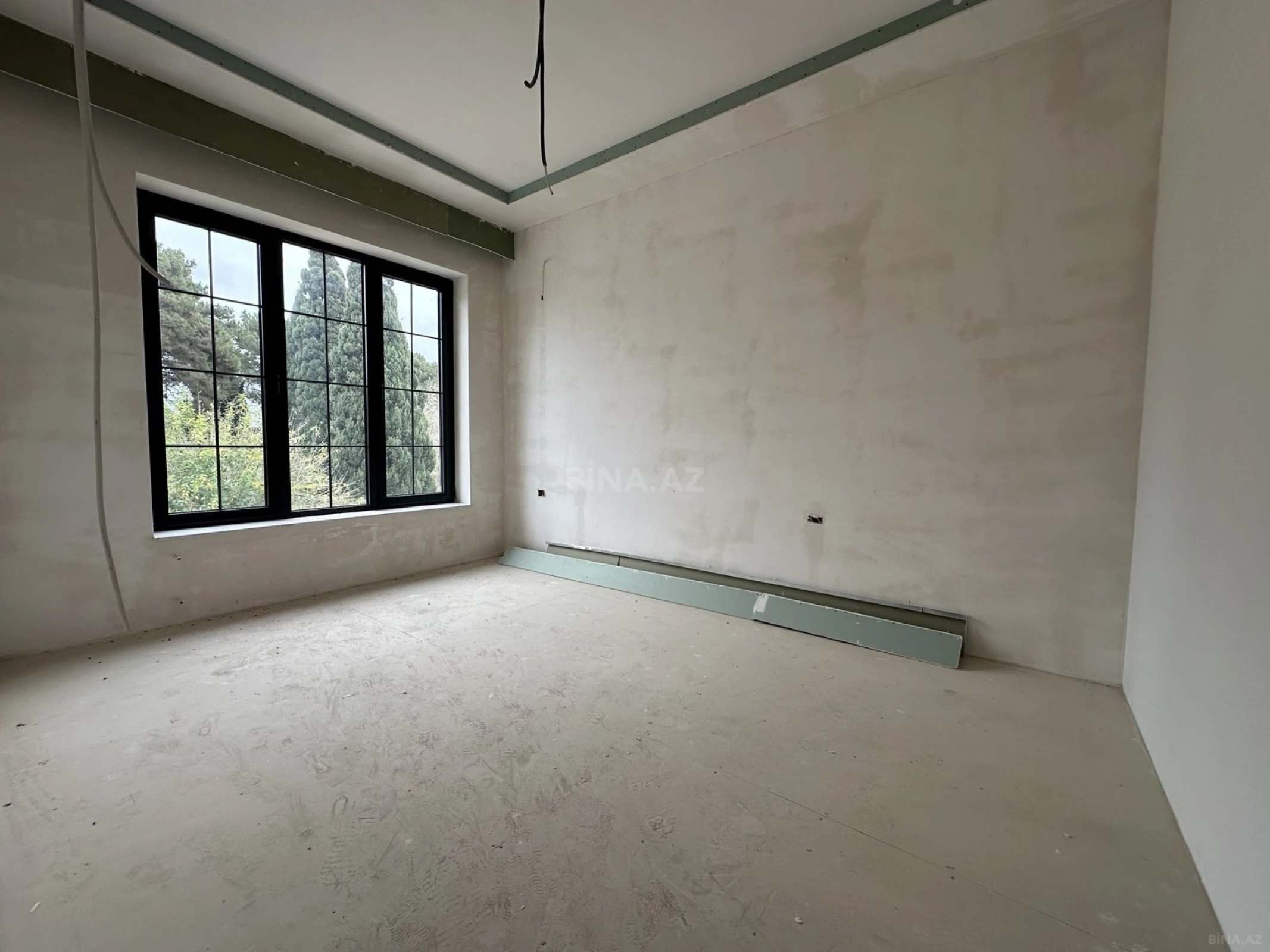 Satılır həyət evi 200 m²