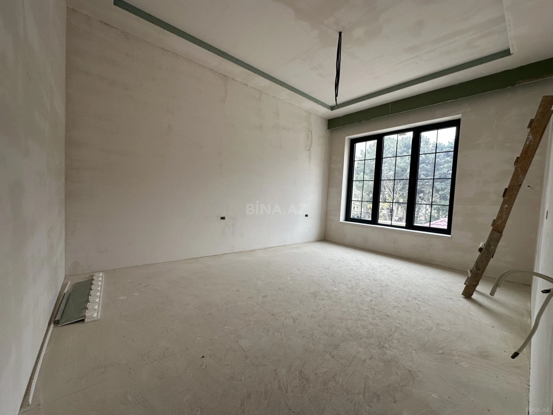 Satılır həyət evi 200 m²