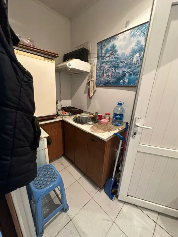 Satılır obyekt 200 m²