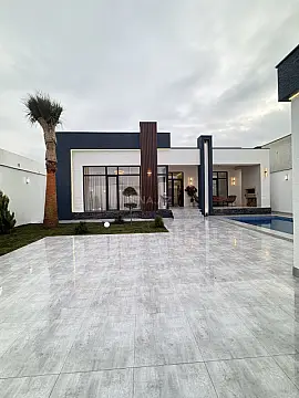 Satılır 4 otaqlı həyət evi 180 m²