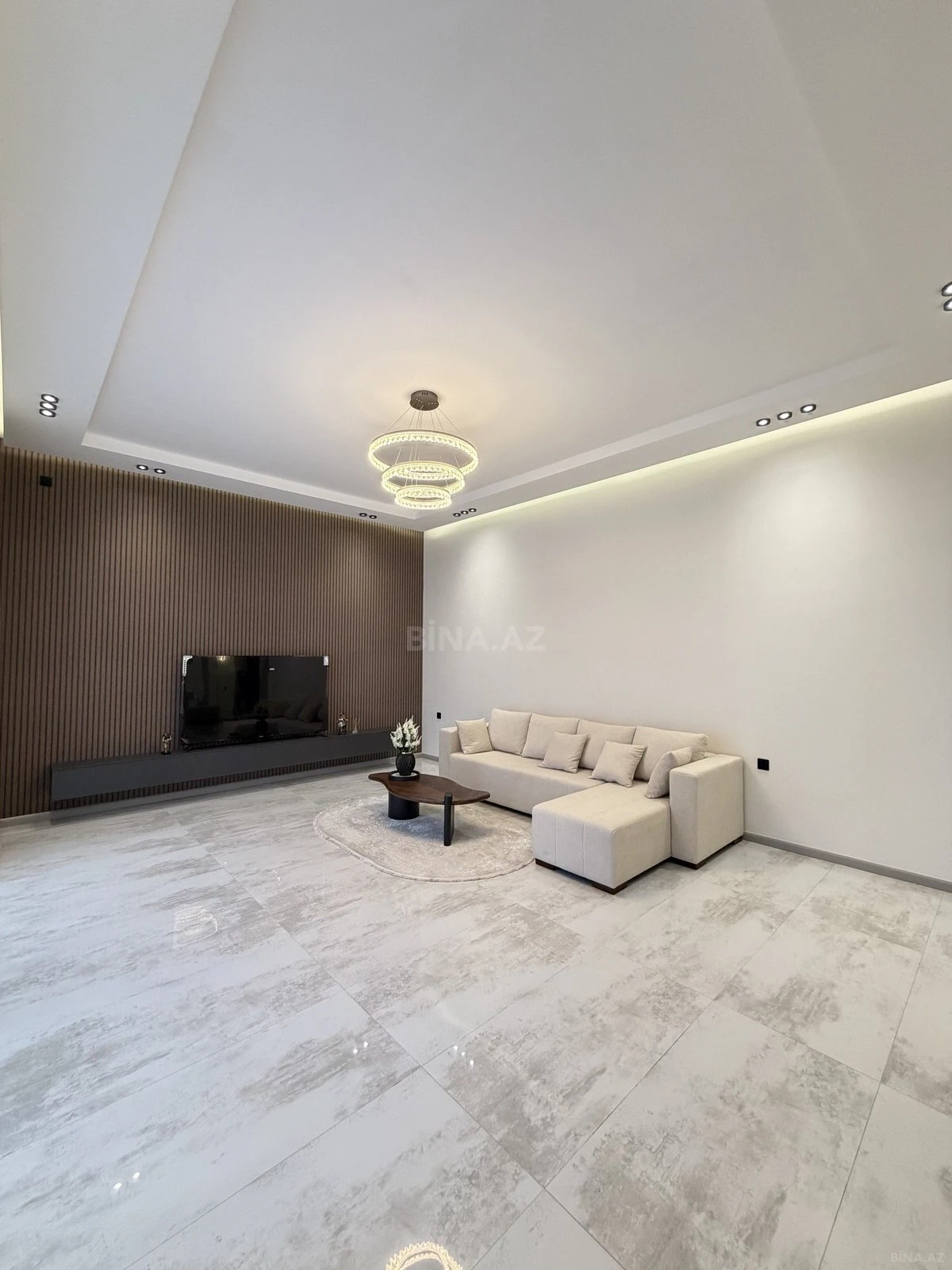 Satılır 4 otaqlı həyət evi 180 m²