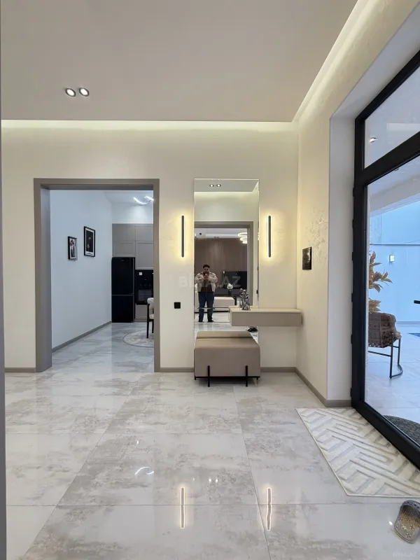 Satılır 4 otaqlı həyət evi 180 m²