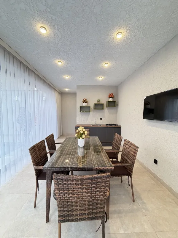 Satılır 4 otaqlı həyət evi 180 m²