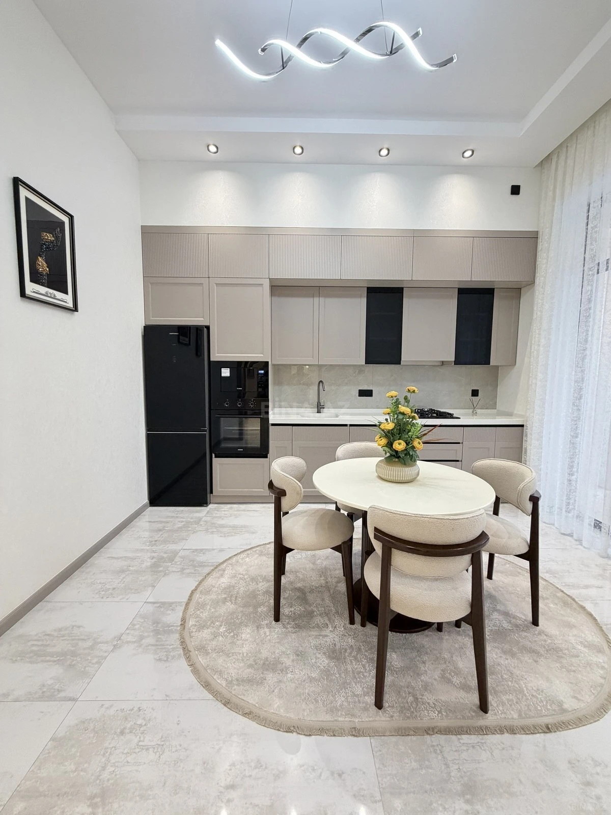 Satılır 4 otaqlı həyət evi 180 m²
