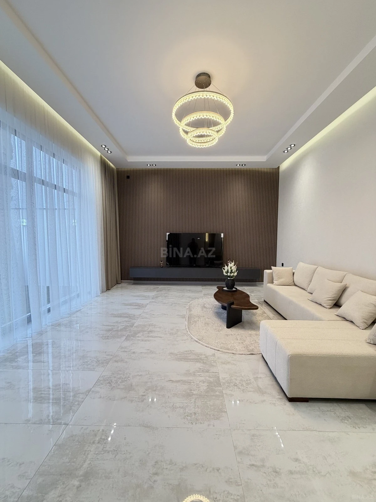 Satılır 4 otaqlı həyət evi 180 m²