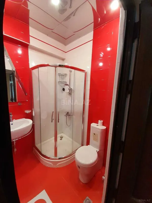 Satılır 3 otaqlı mənzil 165 m²