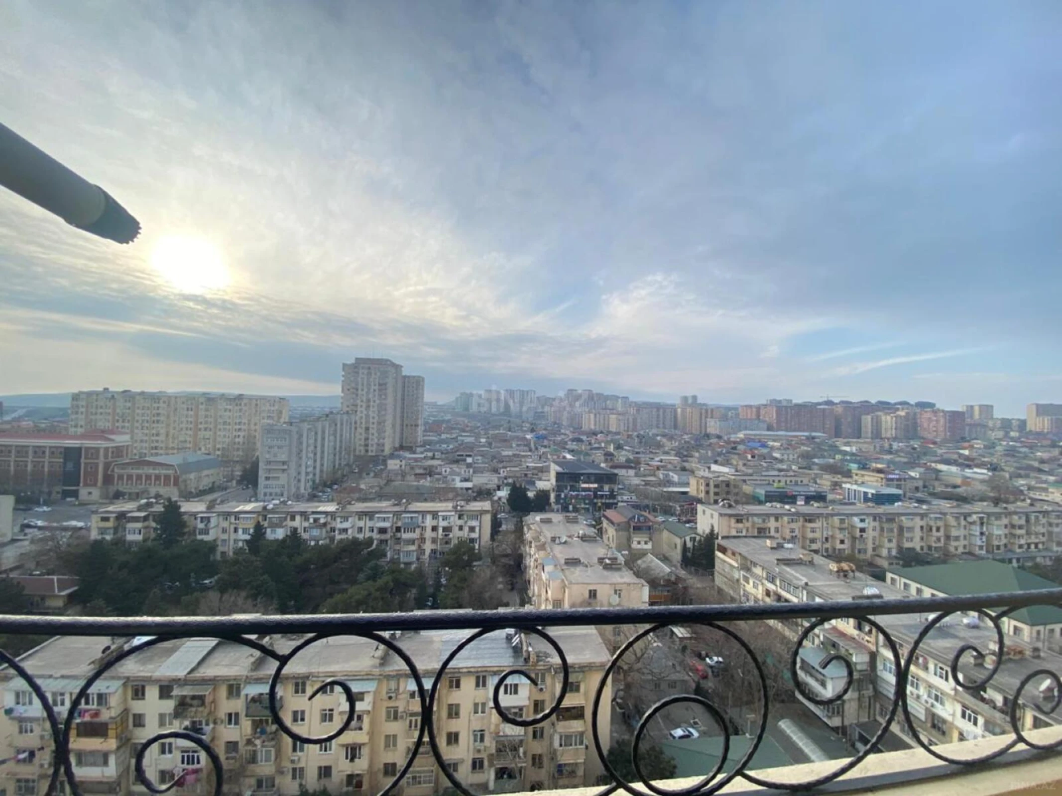 Kirayə verilir 2 otaqlı mənzil 90 m²