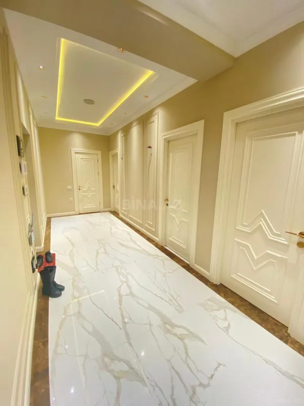 Kirayə verilir 2 otaqlı mənzil 90 m²