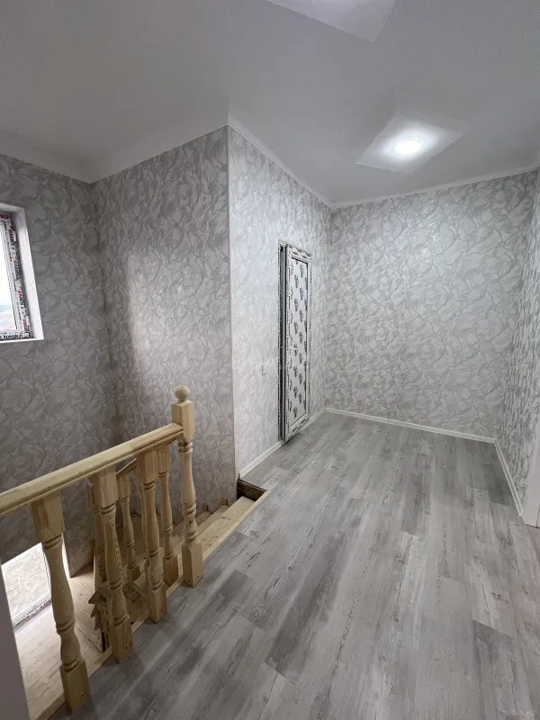 Satılır 7 otaqlı həyət evi 250 m²