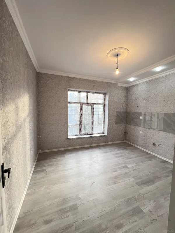 Satılır 7 otaqlı həyət evi 250 m²