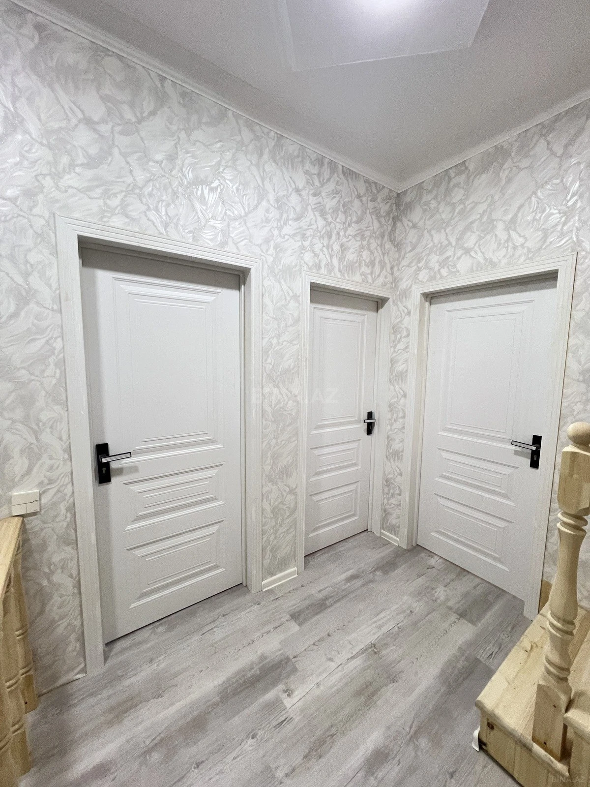 Satılır 7 otaqlı həyət evi 250 m²