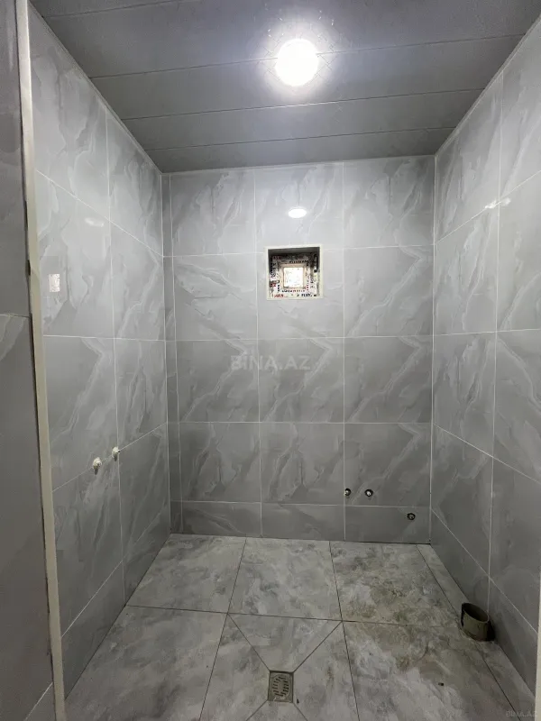 Satılır 7 otaqlı həyət evi 250 m²