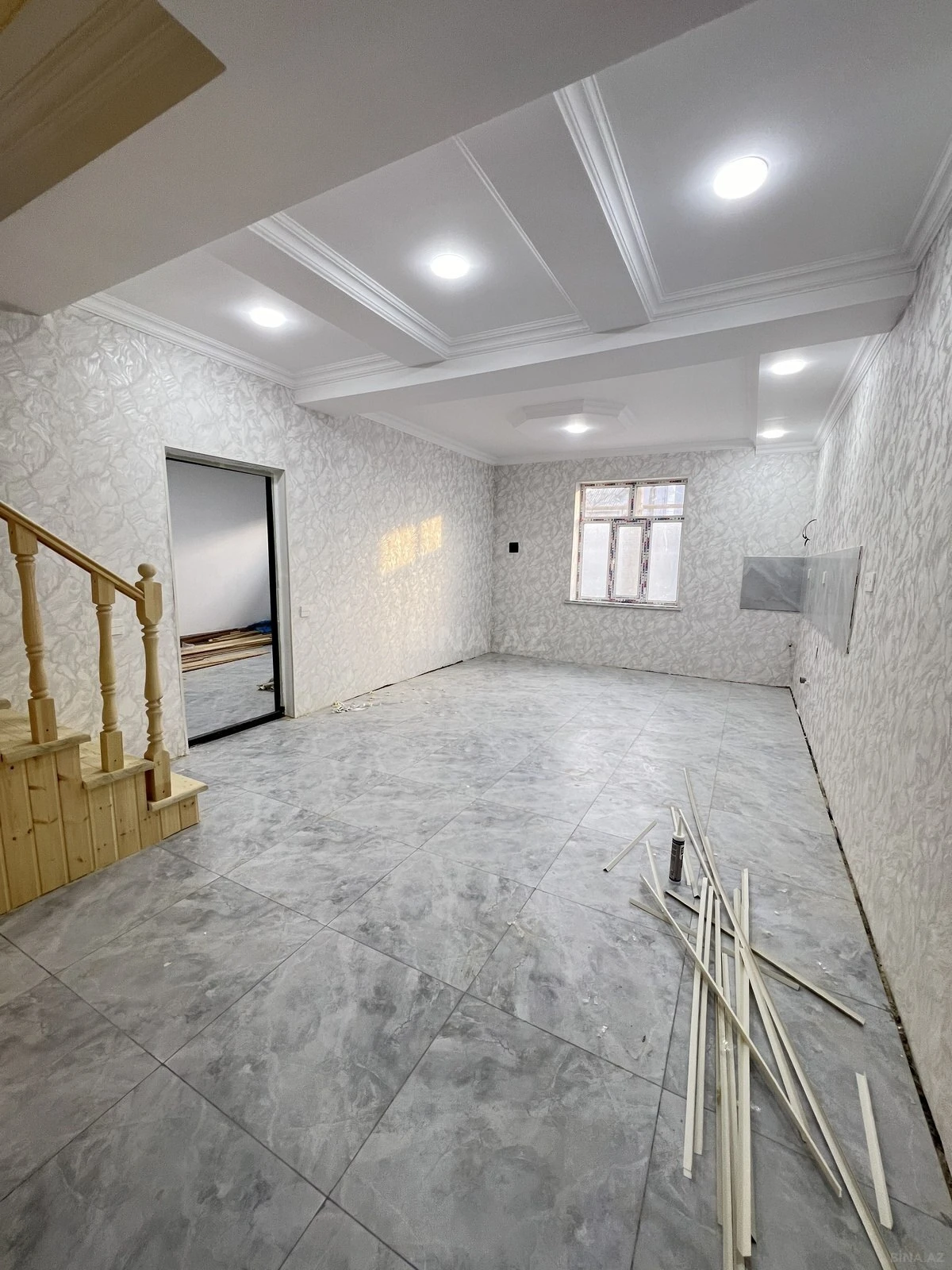 Satılır 7 otaqlı həyət evi 250 m²
