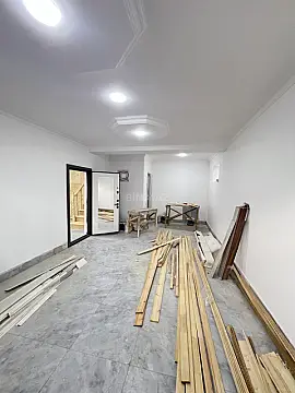 Satılır 7 otaqlı həyət evi 250 m²