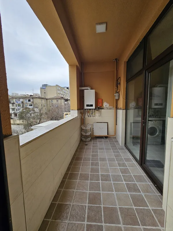 Satılır 3 otaqlı mənzil 110 m²