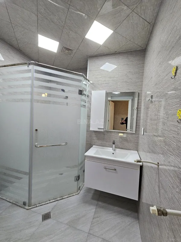 Satılır 3 otaqlı mənzil 110 m²