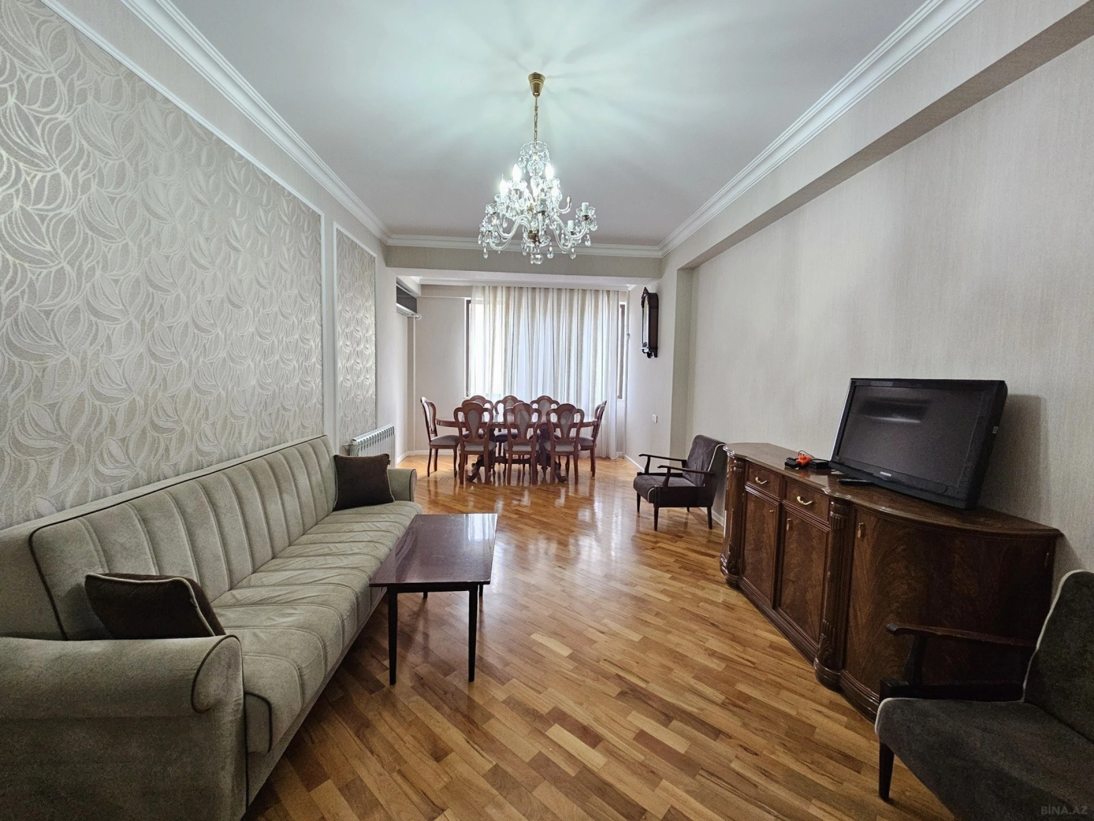 Satılır 3 otaqlı mənzil 110 m²