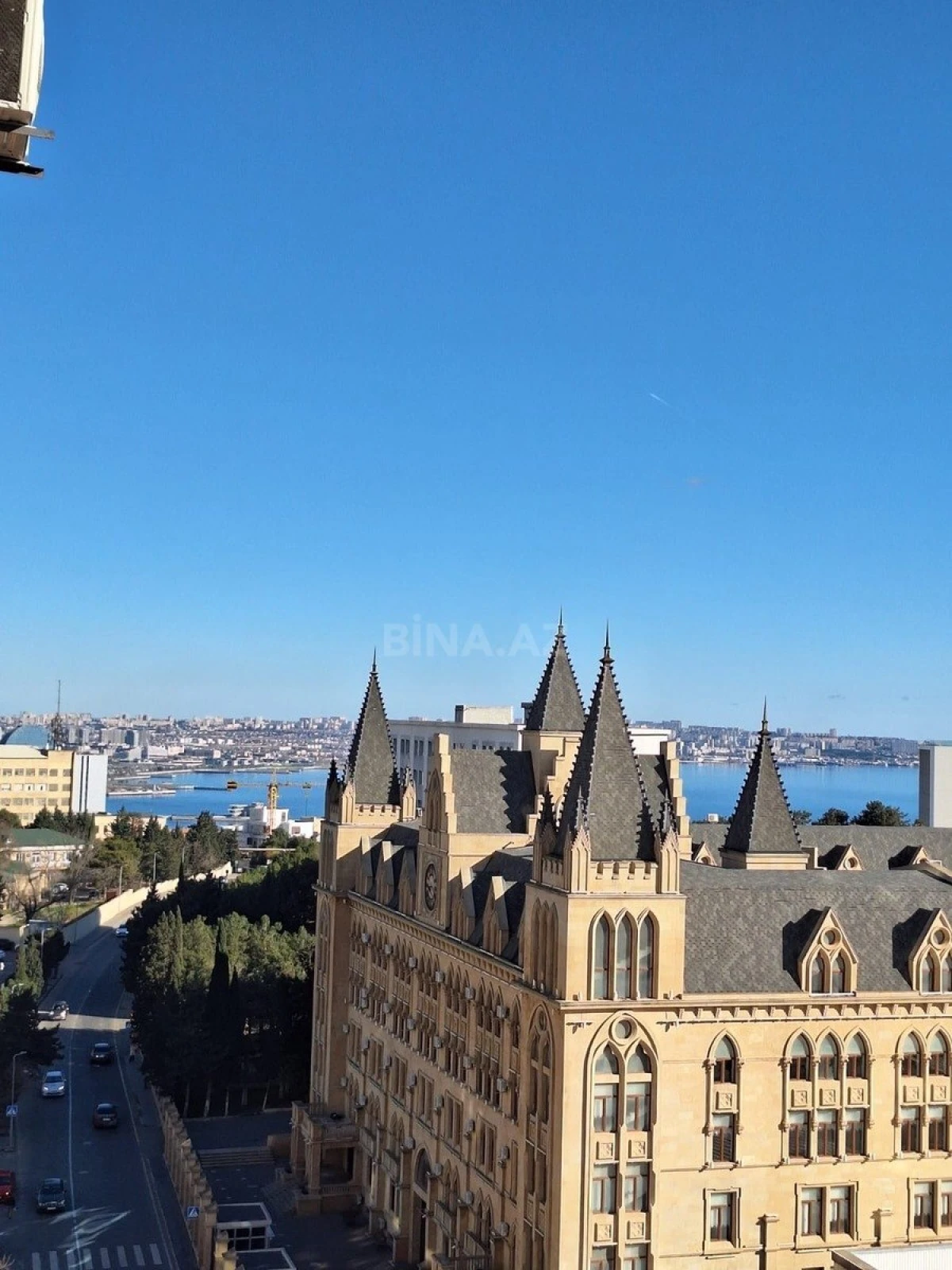 Satılır 3 otaqlı mənzil 85 m²