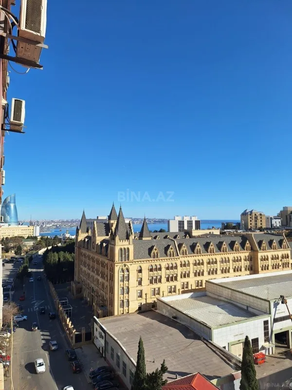 Satılır 3 otaqlı mənzil 85 m²