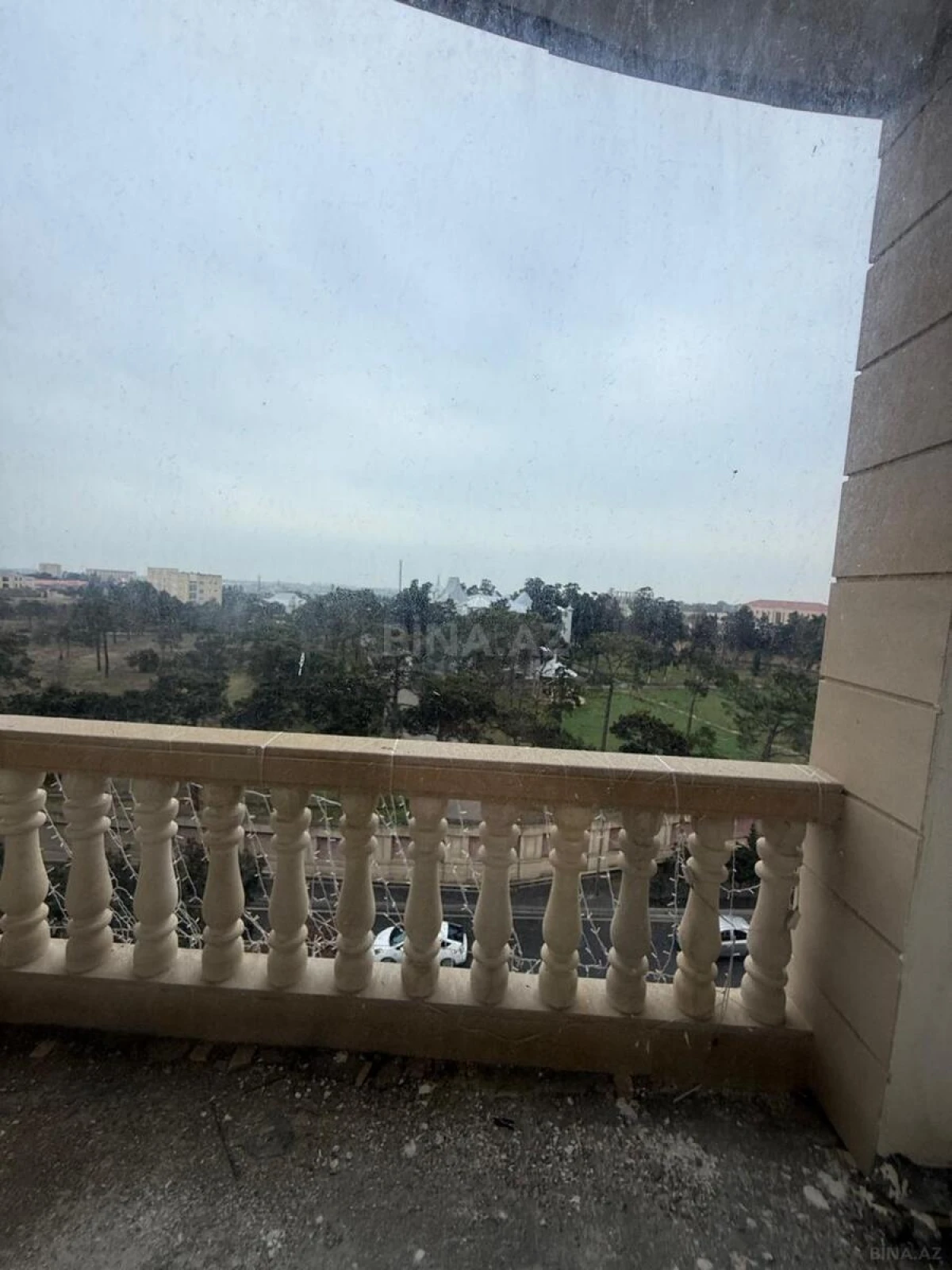 Satılır 2 otaqlı mənzil 88 m²