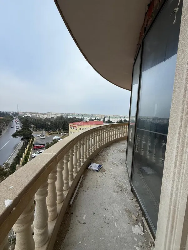 Satılır 2 otaqlı mənzil 88 m²