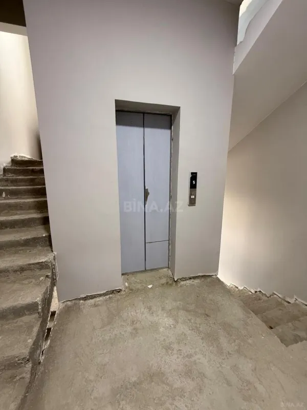 Satılır 2 otaqlı mənzil 88 m²